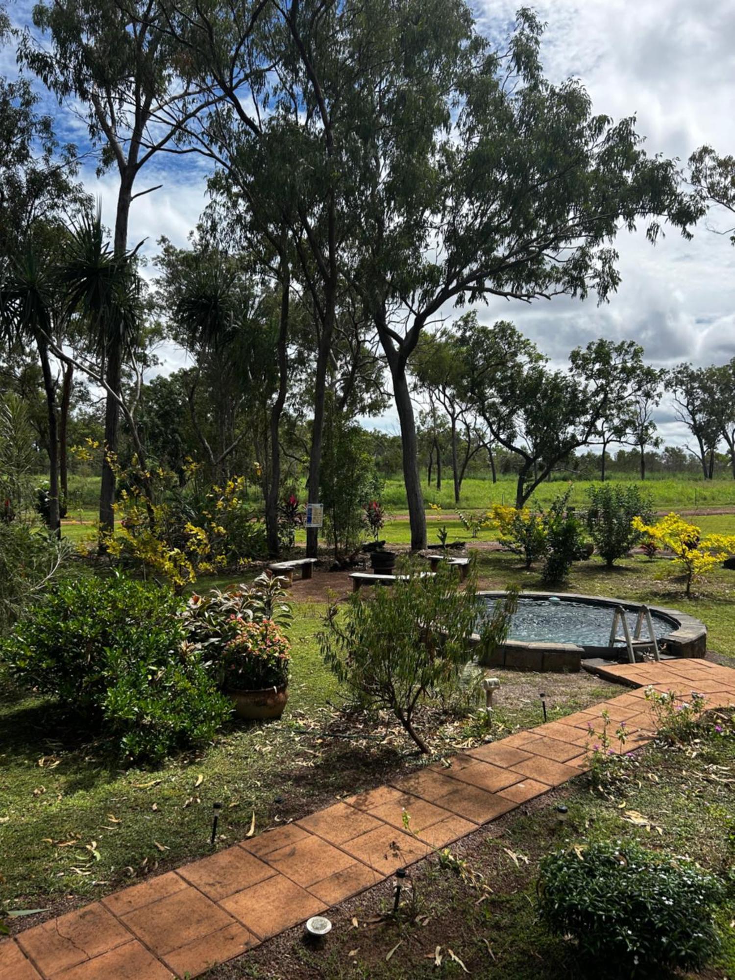 Litchfield Tropical Stay Batchelor Luaran gambar